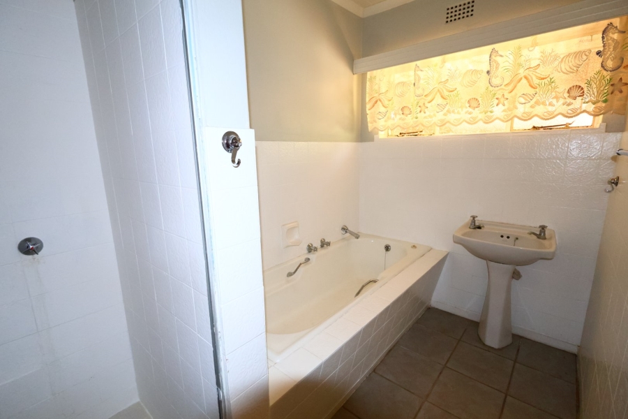 3 Bedroom Property for Sale in Universitas Free State